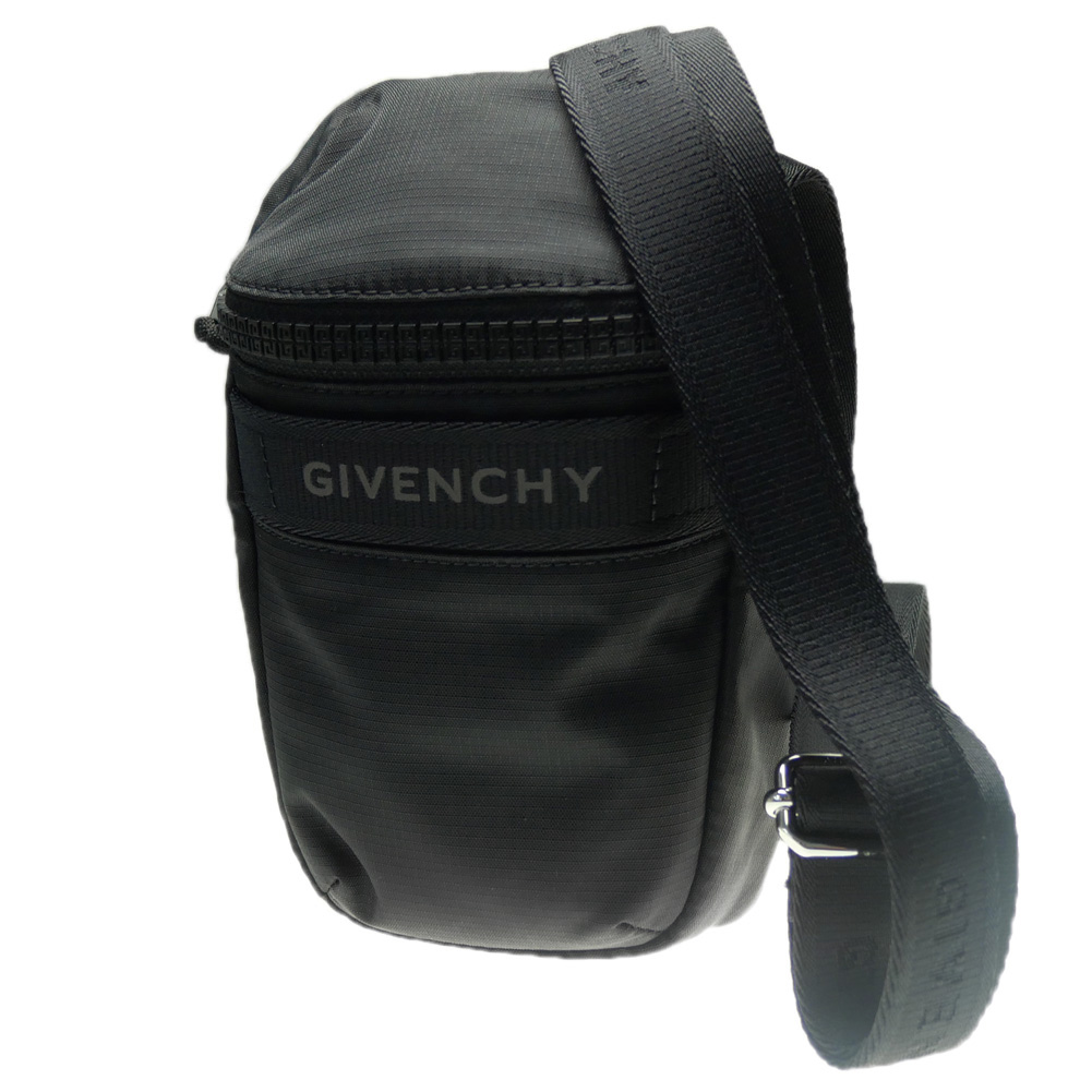 GIVENCHY（ジバンシー）の商品一覧へ⇒ 【11,000円以上購入で送料無料！】15時までのご注文で当日出荷！（※店舗休業日は除く）2025春夏モデル続々入荷中！！プレゼント・ギフトにおススメの定